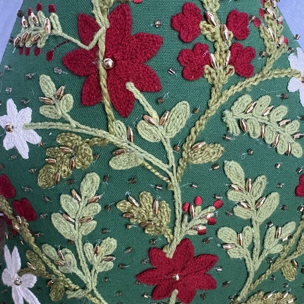 Set 2 Balsam & Fir Trading Co Beaded Christmas Tree Pillows 18